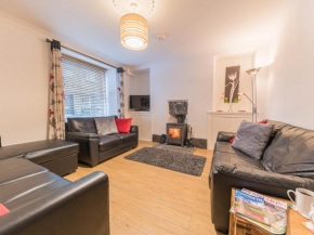 Pass the Keys Cosy Victorian Family Home in Central Windermere